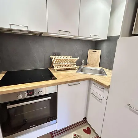 شقة 2 Pieces Avec Cabine, Terrasse Sud, Proche Telecabine Jaillet, Parking, Wi-fi - Fr-1-597-184 *